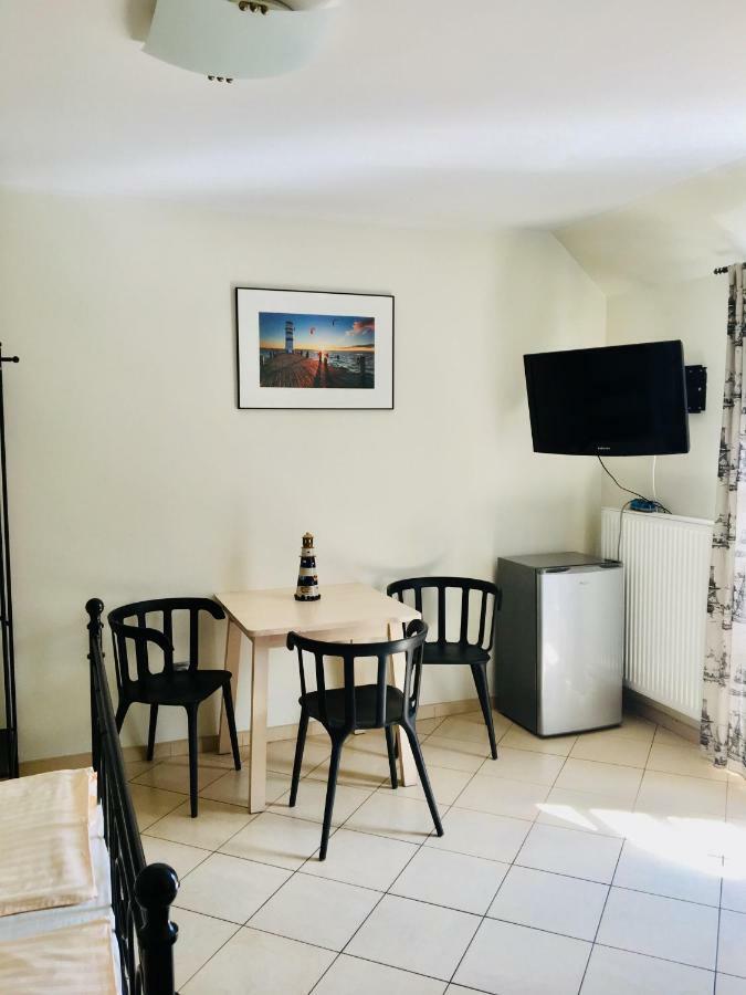 Chelstowka Villa Leba Bagian luar foto